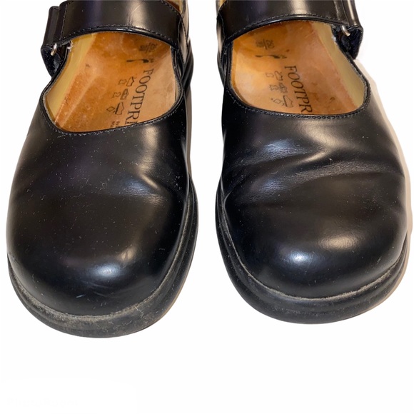 SOLD - Picture 4 of 8